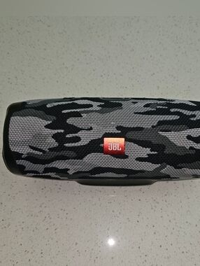 JBL Charge 4 Bluetooth Speaker Black Camo